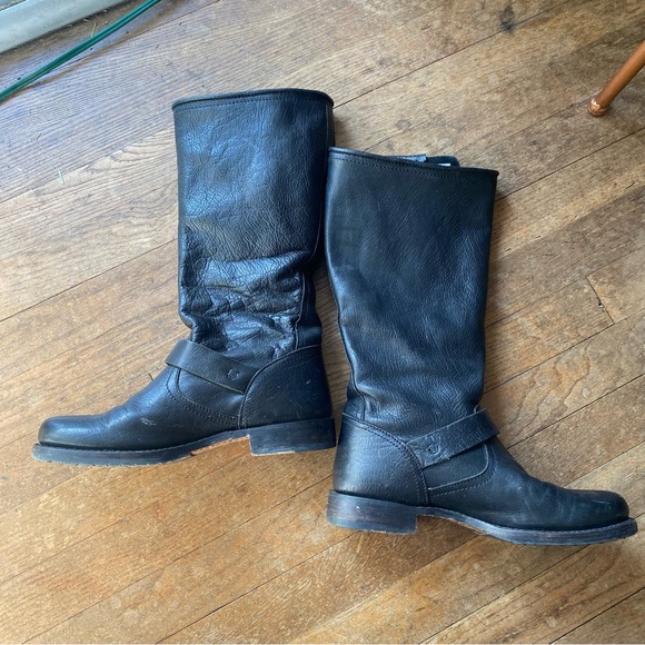 Frye Mid Calf Black Leather Boots - Picture 2 of 9